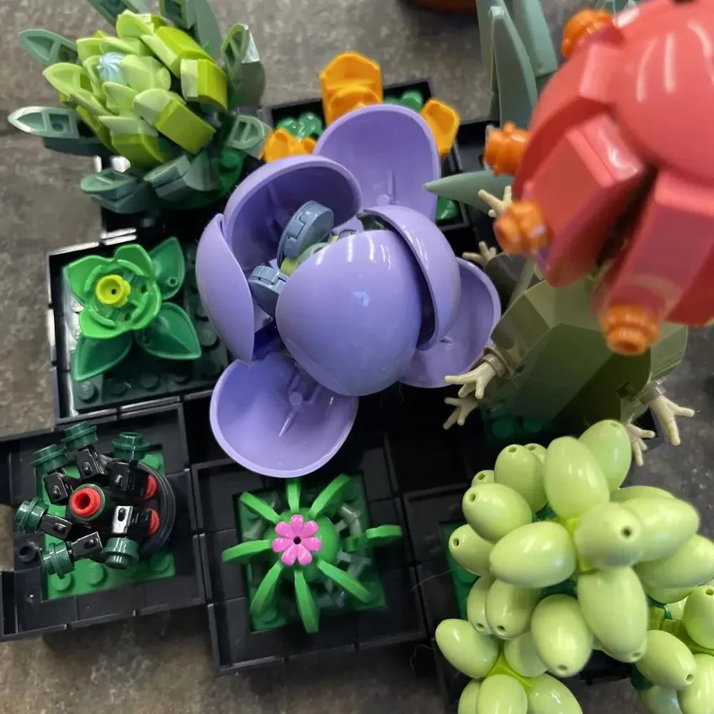 Lego Icons Succulents 10309 Artificial Plants‎ Set for Adults, Home Decor H43